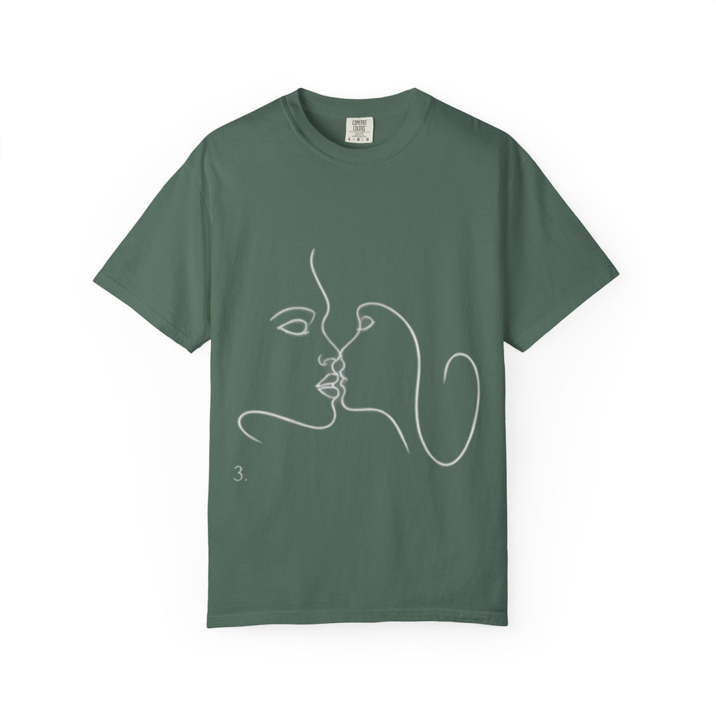 Minimal Line Art Kiss T-Shirt