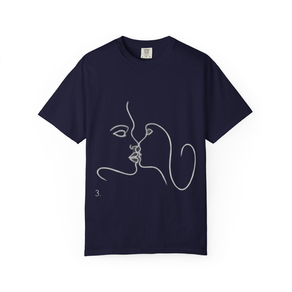 Minimal Line Art Kiss T-Shirt