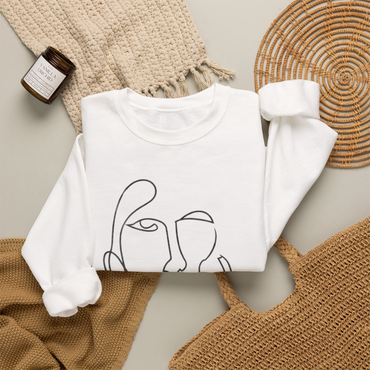 Minimal Line Art Face Sweatshirt — Abstract One-Line Portrait Crewneck