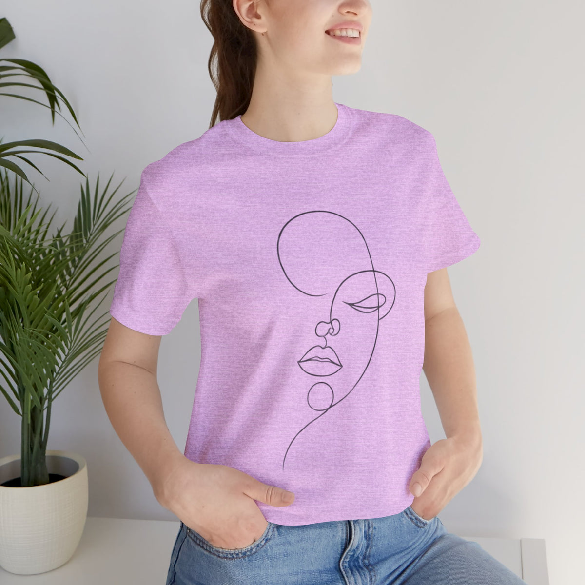 Minimal Line Art Face T-Shirt — One-Line Abstract Portrait Tee