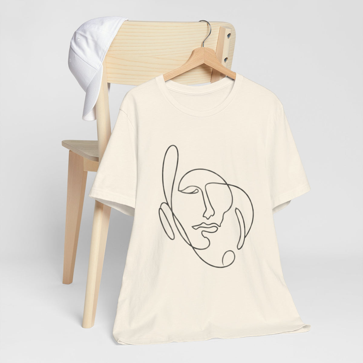 Minimal One-Line Face T-Shirt – Abstract Continuous Line Art Tee