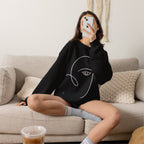 Minimal Line Art Face Sweatshirt – Abstract Portrait Crewneck