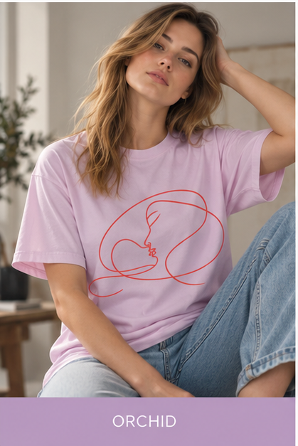 Minimalist Line Art 'Kissing Faces' T-Shirt