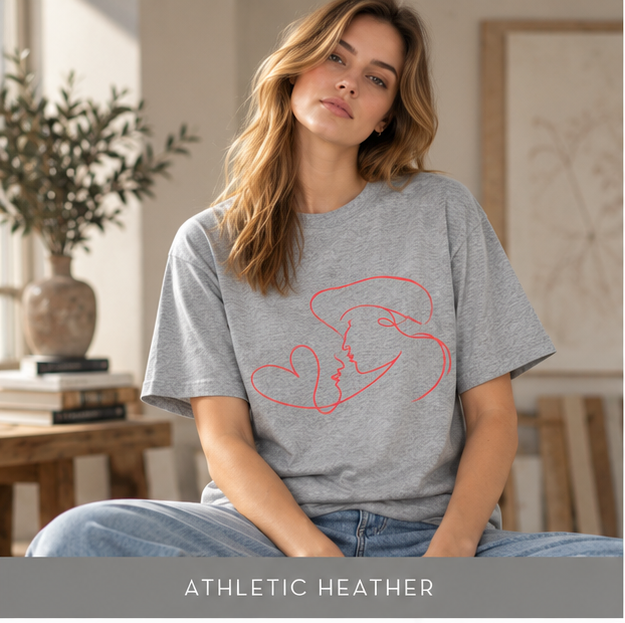 Minimalist Line Art Kiss Tee — Romantic Heart Couple Graphic T-Shirt