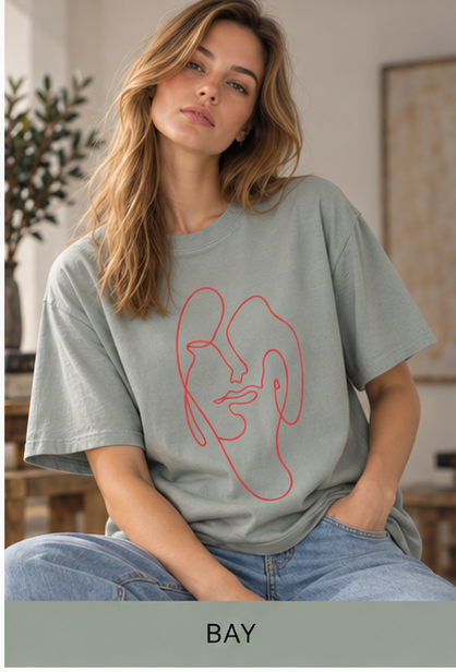 Minimal Line Art Face T-Shirt — Abstract One-Line Portrait Tee