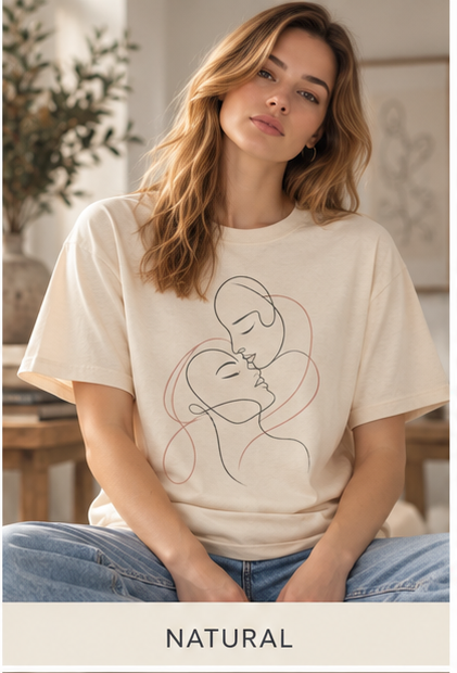 T-Shirt — Minimal Line Art Kissing Couple Tee