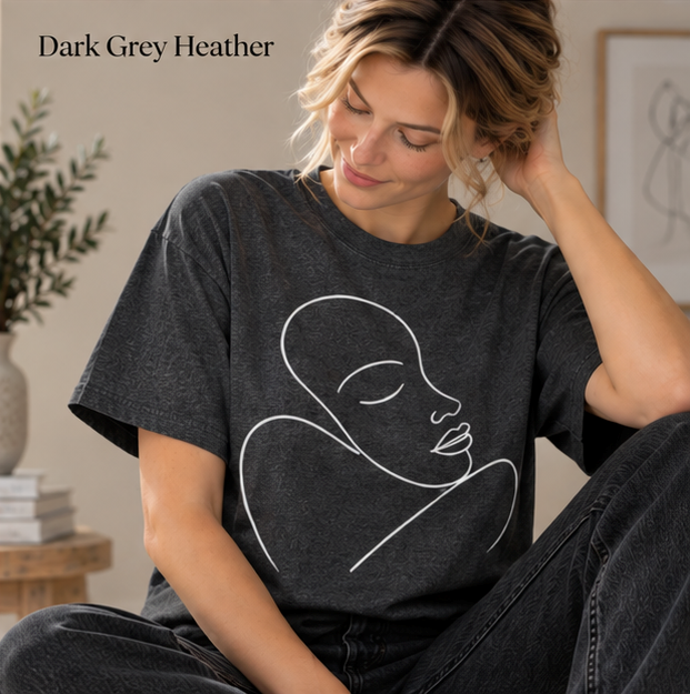 Minimal Line Art Face T‑Shirt — Abstract Feminine Portrait Tee