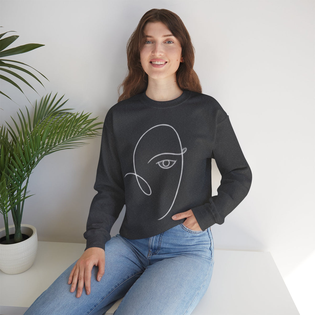 Minimal Line Art Face Sweatshirt – Abstract Portrait Crewneck