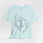 Minimal One-Line Face T-Shirt – Abstract Continuous Line Art Tee