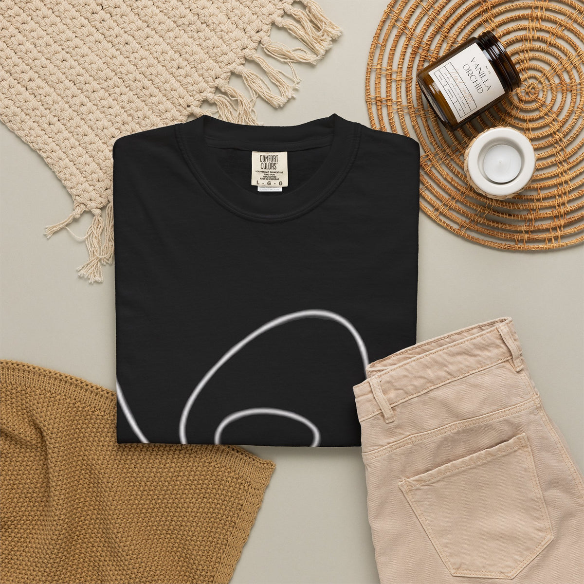 Minimal Line Art Face T-Shirt — Abstract Single-Line Portrait Tee