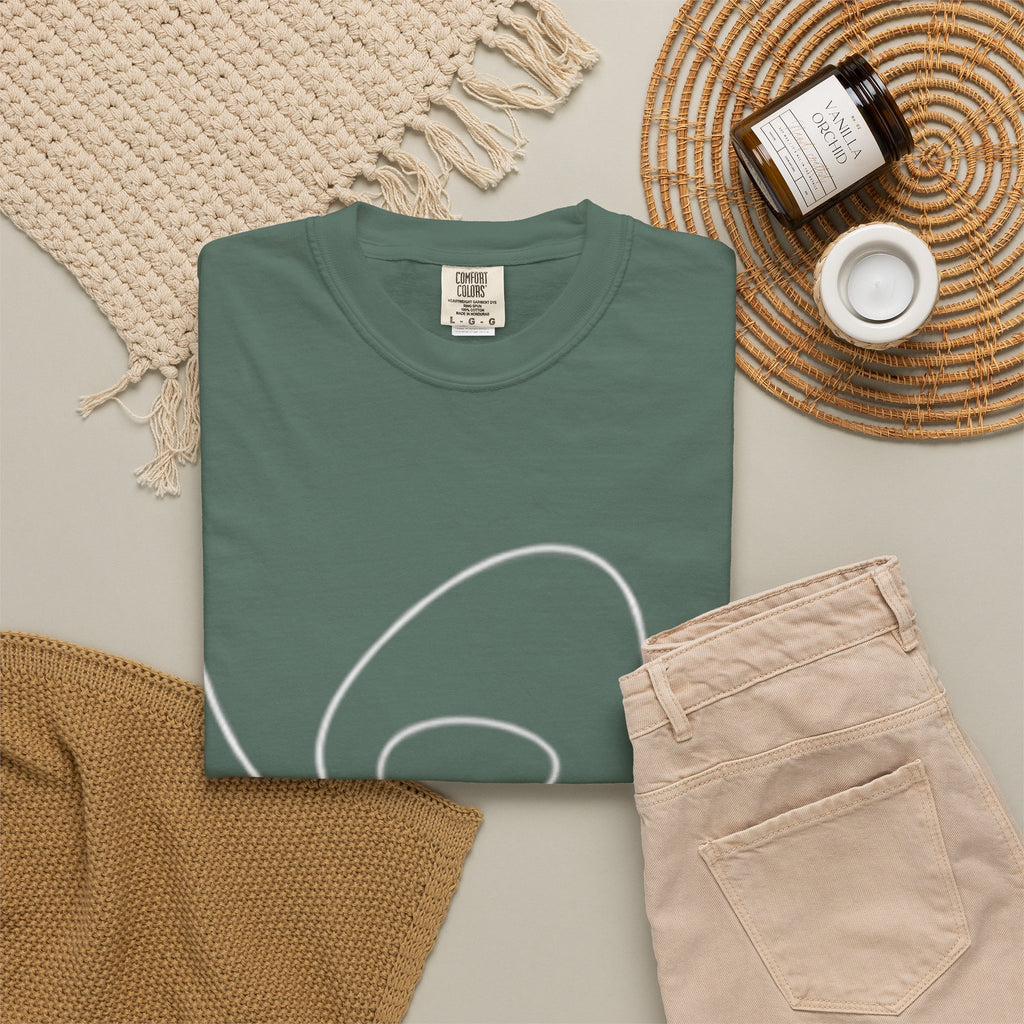 Minimal Line Art Face T-Shirt — Abstract Single-Line Portrait Tee