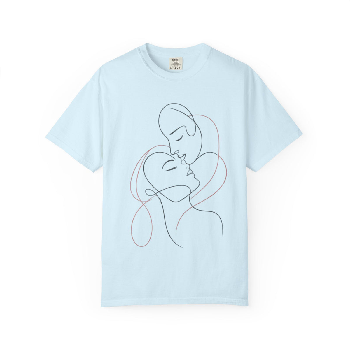 Kissing Line Art Tee — Minimal Couple Graphic T-Shirt