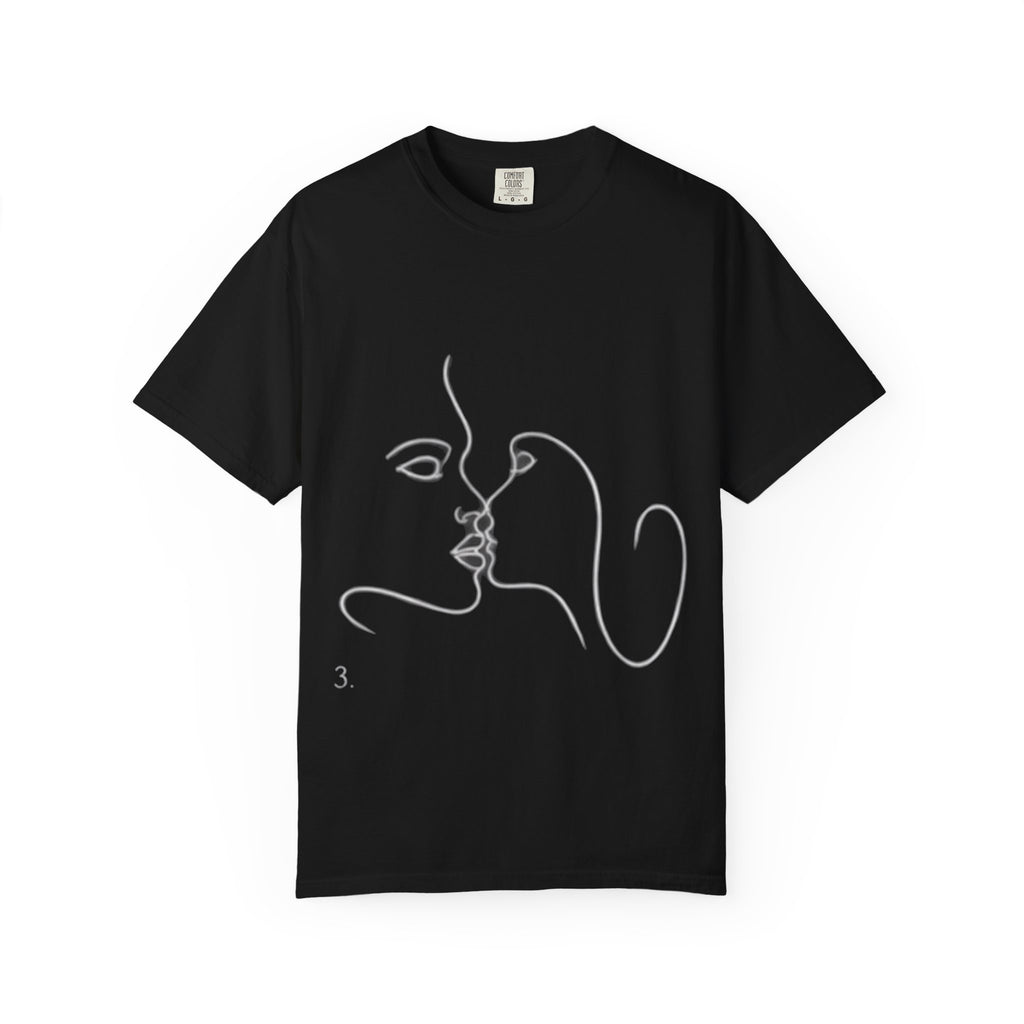 Minimal Line Art Kiss T-Shirt