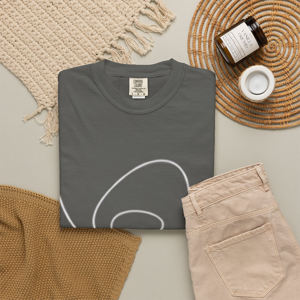 Minimal Line Art Face T-Shirt — Abstract Single-Line Portrait Tee