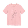 Minimal Line Art Face T-Shirt — One-Line Abstract Portrait Tee
